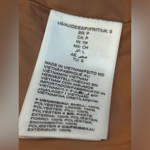 NWT Amazon Essentials Women's Cropped Puffer Jacket in Light Brown, Small - Picture 11 of 11